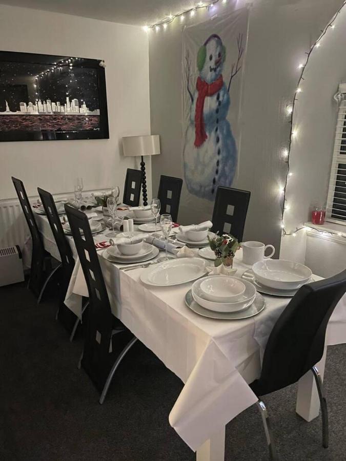 Rural Chapel Cottage Near Airport Bar & Hot Tub 애버딘 외부 사진