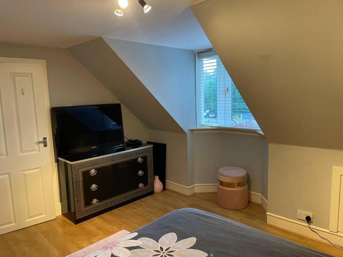 Rural Chapel Cottage Near Airport Bar & Hot Tub 애버딘 외부 사진